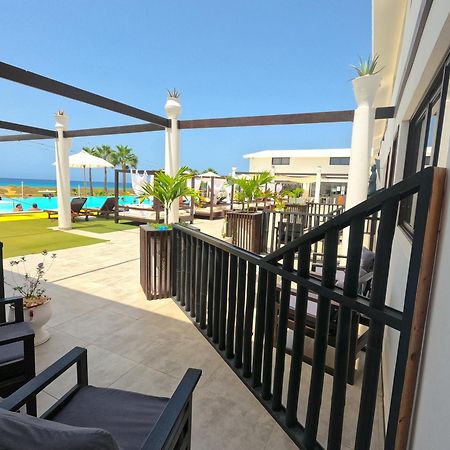Hotel Livvo Budha Beach Santa Maria Exterior photo