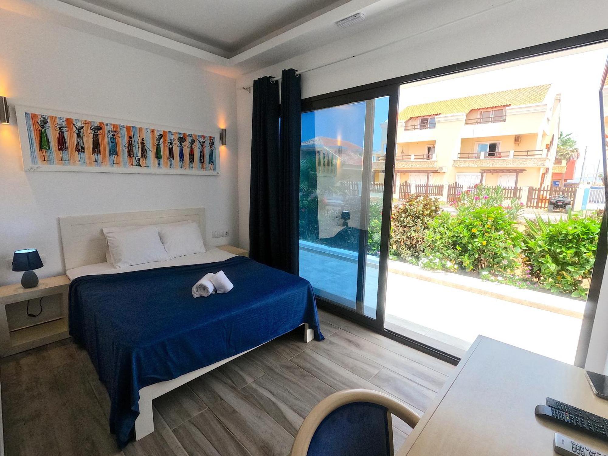 Hotel Livvo Budha Beach Santa Maria Exterior photo