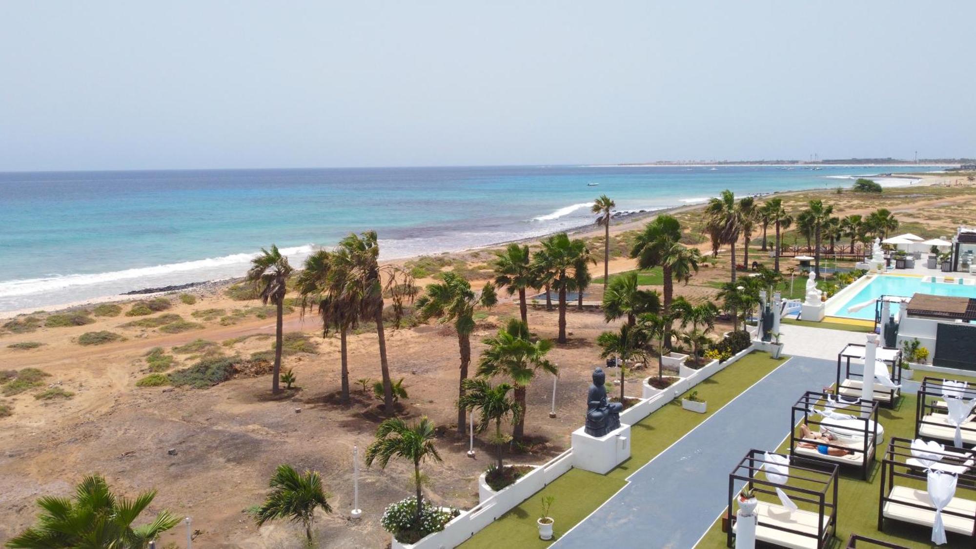 Hotel Livvo Budha Beach Santa Maria Exterior photo