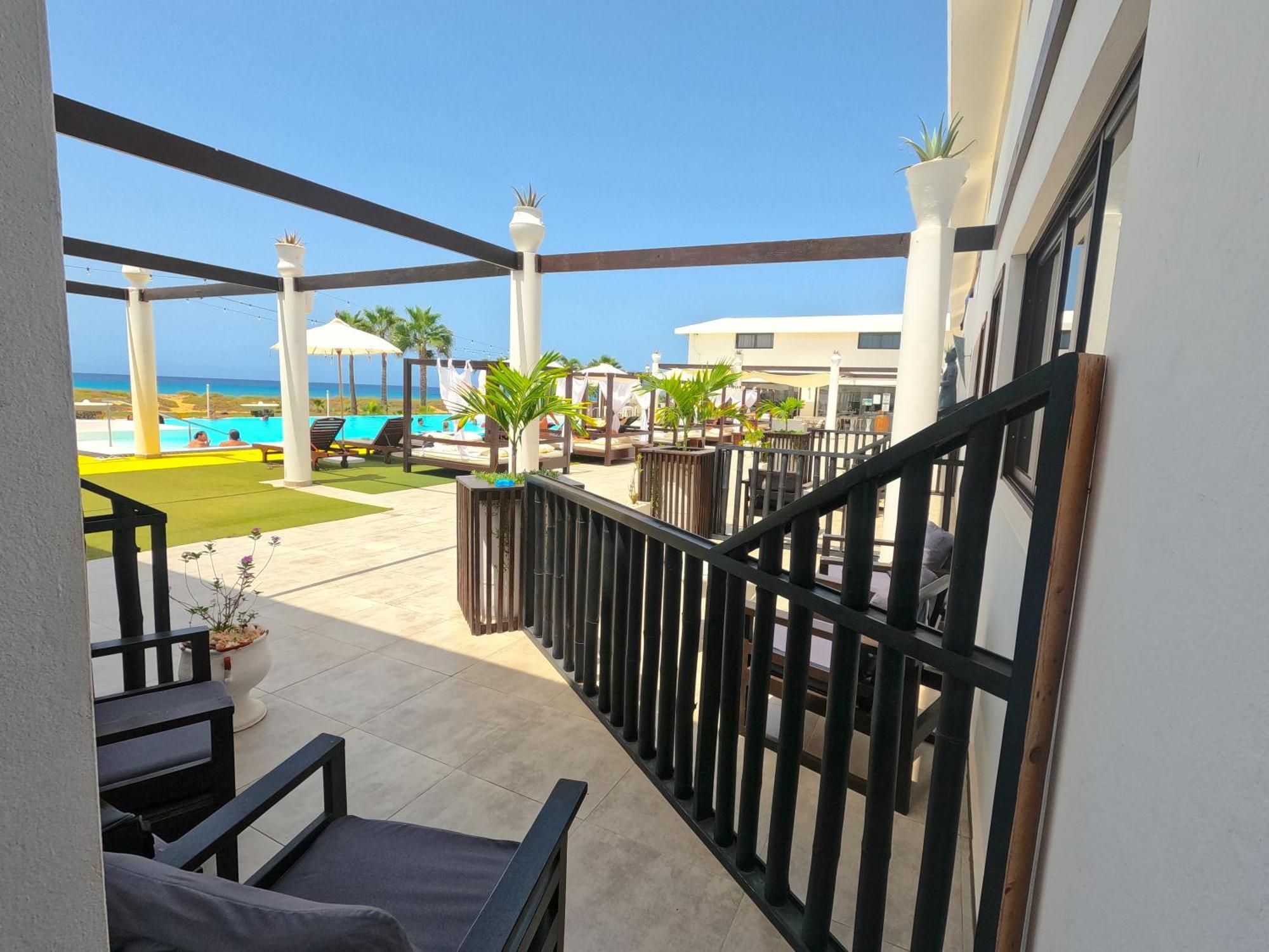 Hotel Livvo Budha Beach Santa Maria Exterior photo